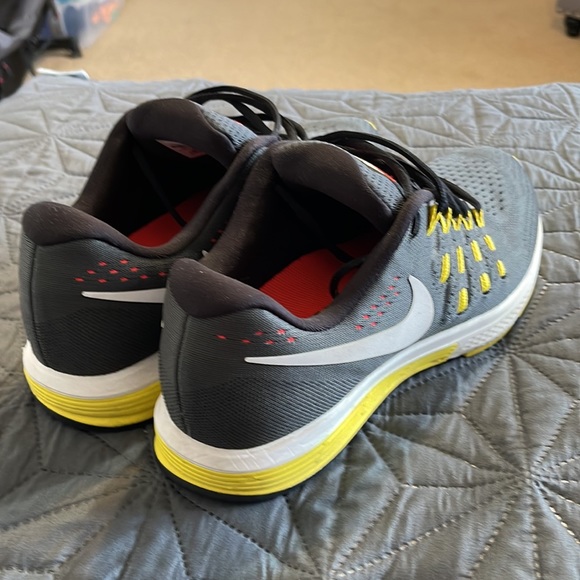 Nike Vomero 11 men’s size 12, 818099–005 - Picture 6 of 11